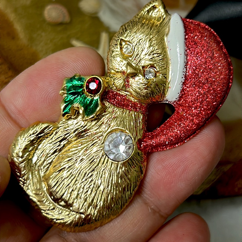 🖤Vtg Christmas Cat brooch with Santa hat - Picture 3 of 10